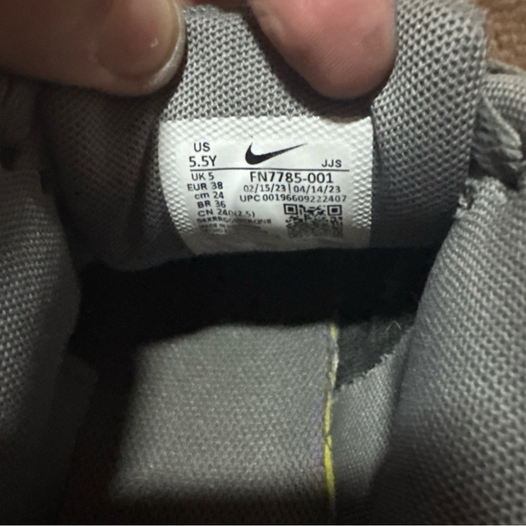 Nike Air Max 90  multi swoosh  smoke grey Mandarin  5.5Y = women’s 7 - Picture 7 of 7